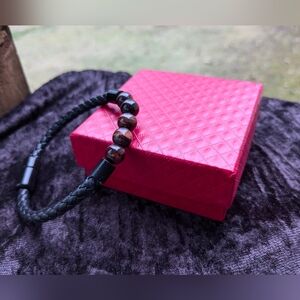 Men's Red Tiger Eye Leather Bracelet (Unisex)